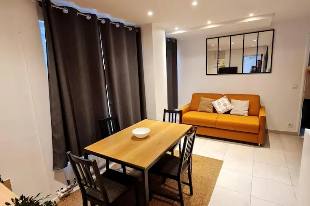 Cosy Et Fonctionnel, Quartier Tres Sympa Lägenhet